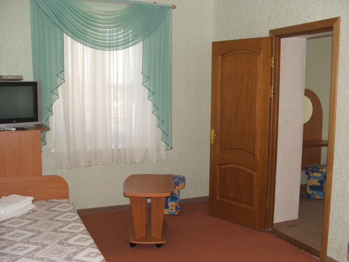 Citadella Hotel Skadovsʼk Exterior foto